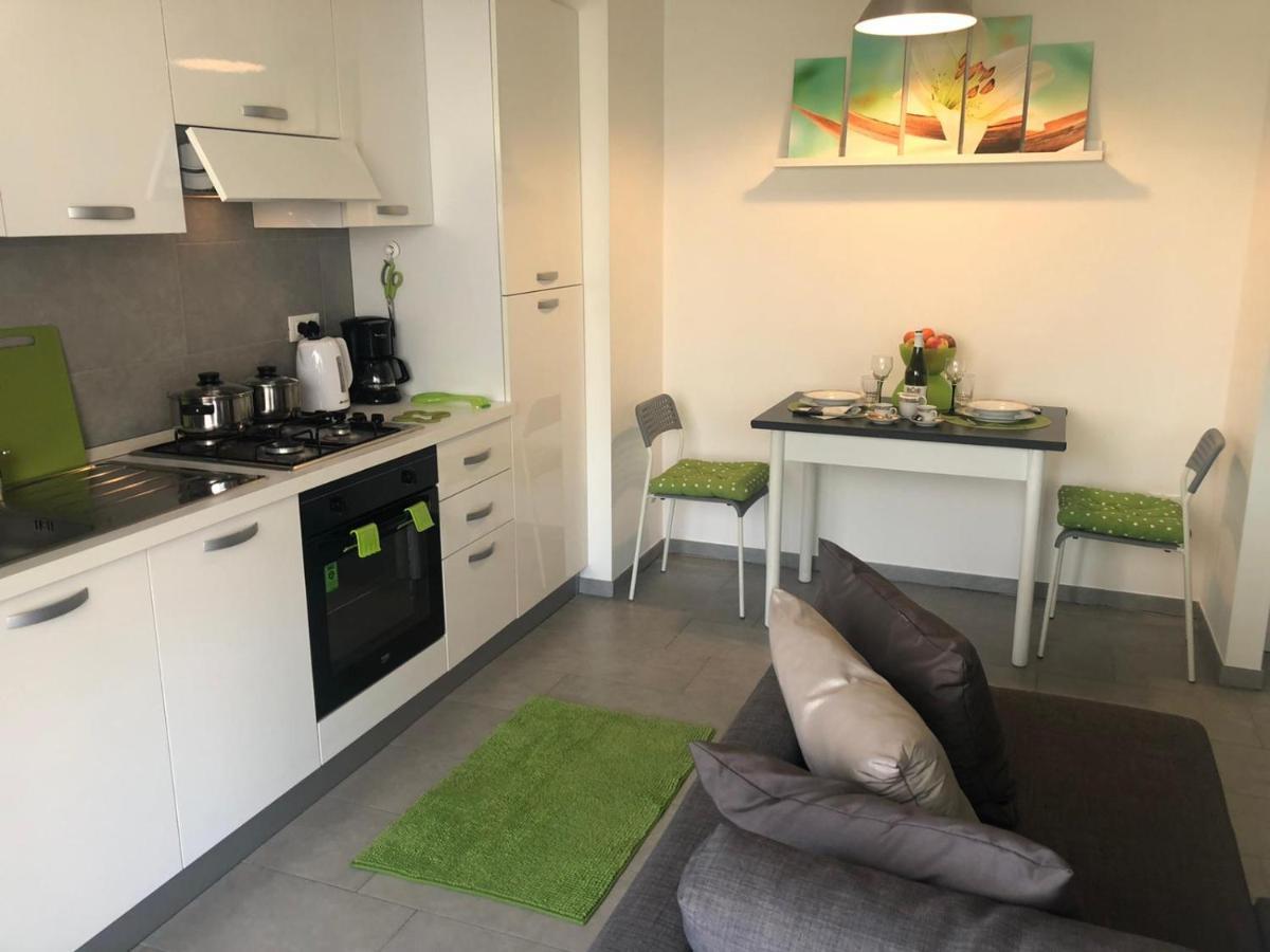 Smartsuite สเตรซา ภายนอก รูปภาพ